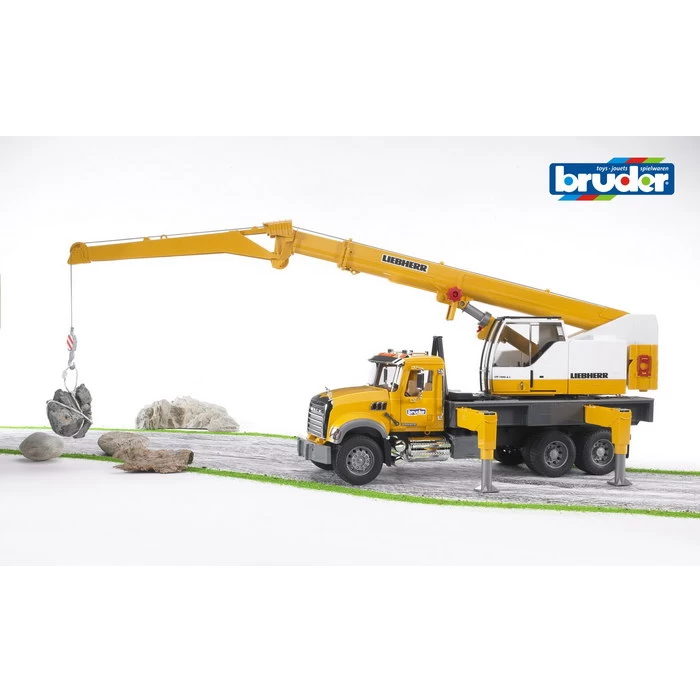 BRUDER 02818 - MACK Granite Kran-LKW – Bild 2