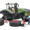BRUDER 04041 - Fendt 1050 Vario Mit Mechaniker